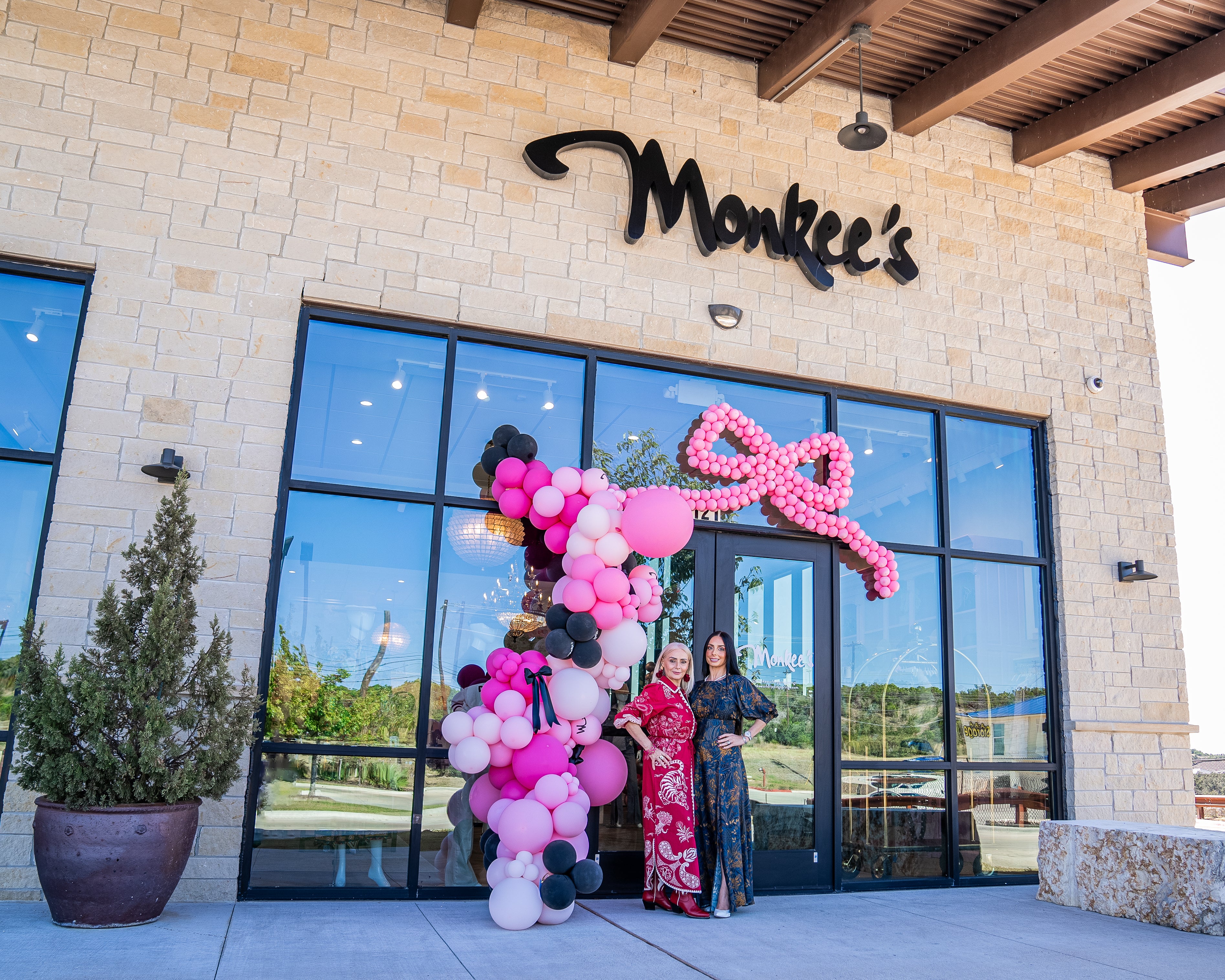 Load video: Monkee&#39;s Franchise Opportunity